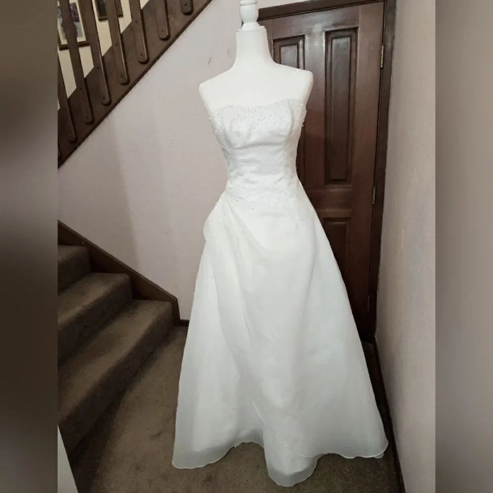 Maggie Sottero Couture wedding dress, white, size 10
